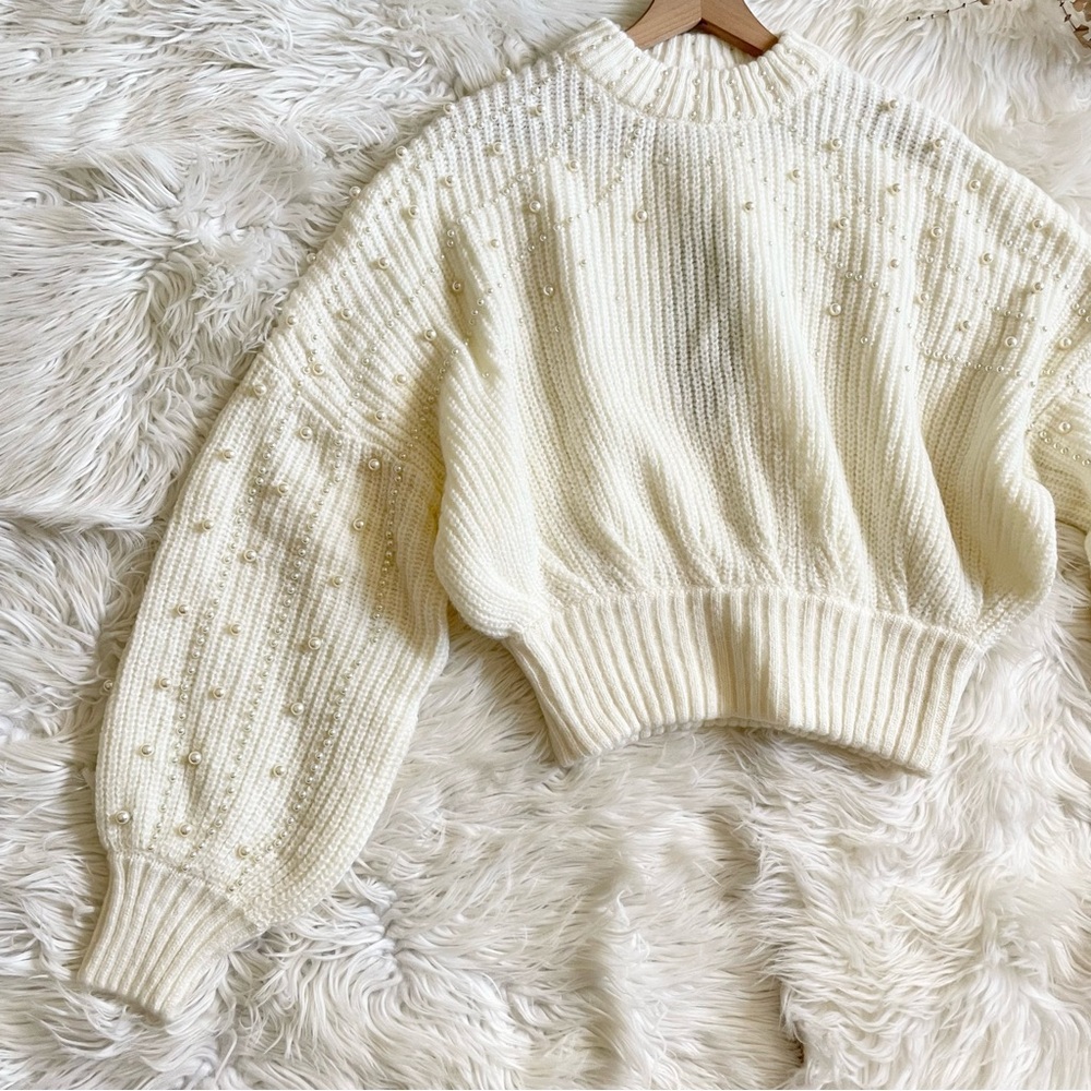 Farm Rio Pearl Embroidered Bubble Sweater Off White Knit NWT Medium - Picture 11 of 16